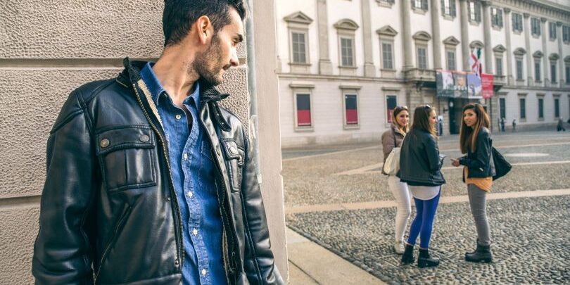 jelous-woman-stalking-a-couple-2022-01-28-04-14-51-utc (1)